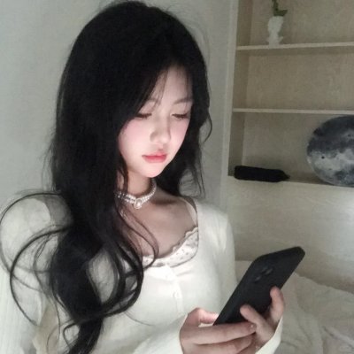 像两滴水